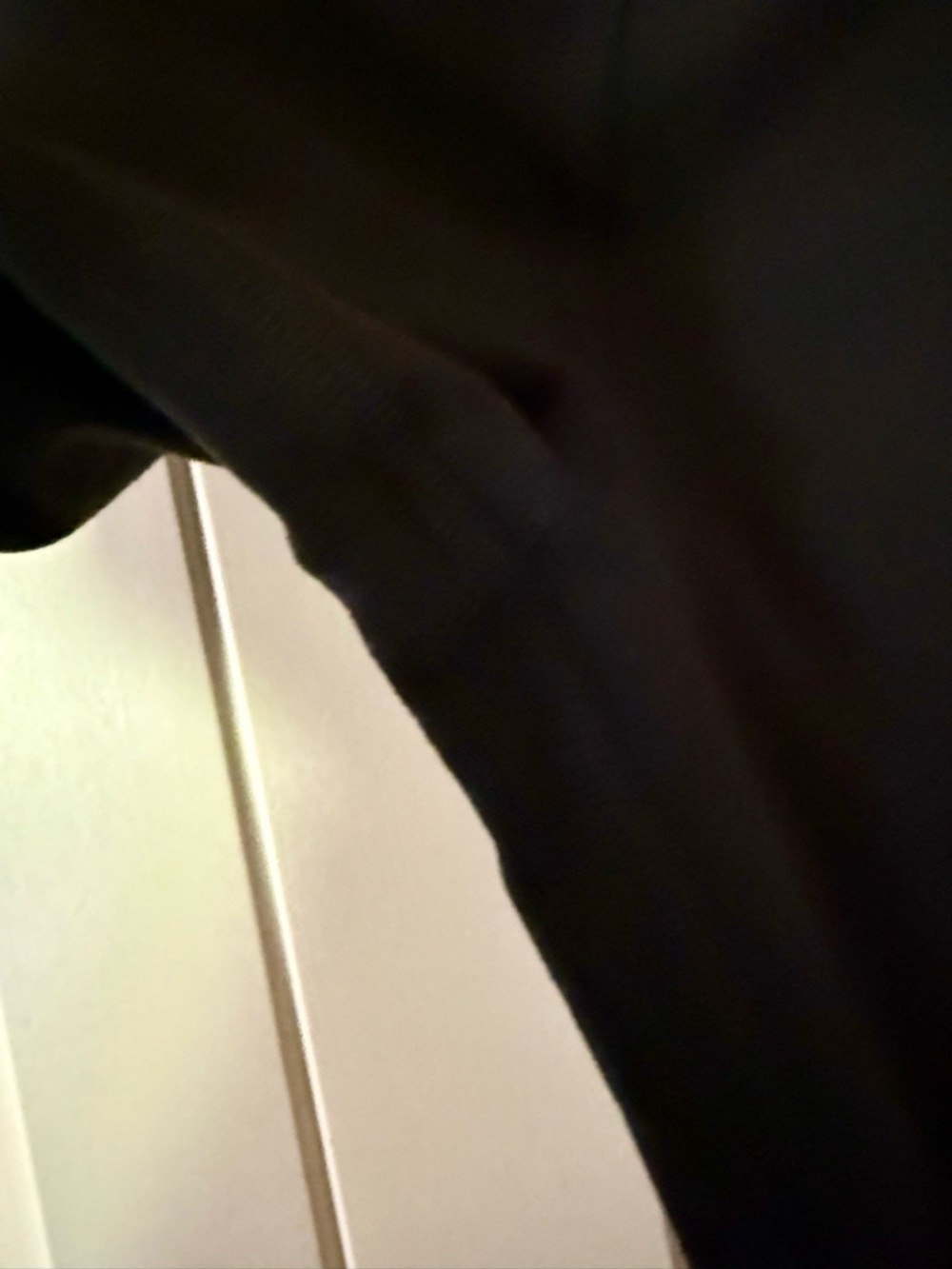 ALO Black Athletic leggings with beautiful detailing - Picture 4 of 9